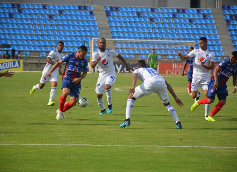 Acciones del juego entre Millos y Unión en Santa Marta. FOTO COLPRENSA
