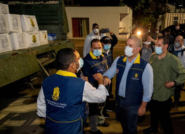 Presidente Iván Duque lidera la respuesta a la emergencia por el huracán Iota. FOTO: EFE