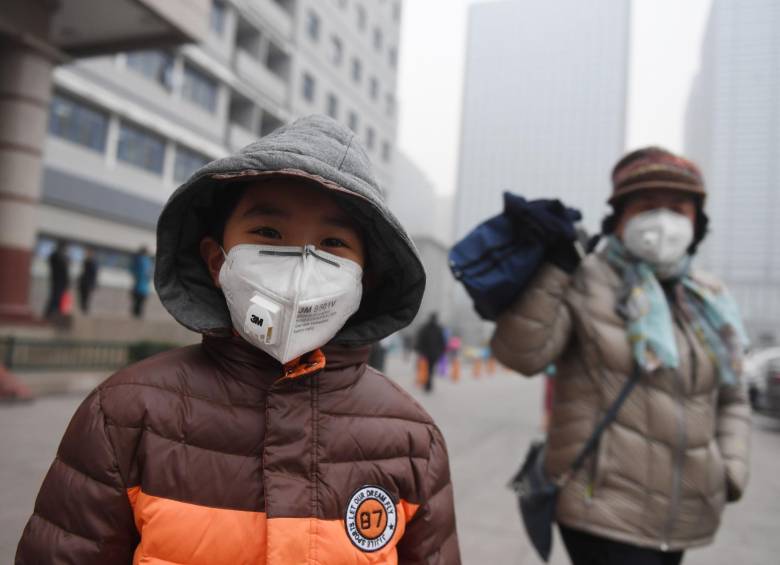 El esmog llega a niveles críticos en China. FOTO AFP