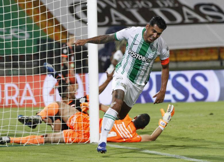 Jefferson Duque marcó el segundo para el Atlético Nacional en la victoria 3-2 ante Envigado. FOTO CORTESIA DIMAYOR
