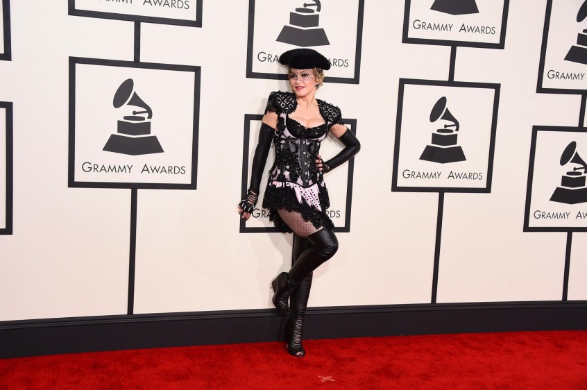 La reina del pop llega a los Grammy. FOTO AP
