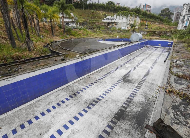 Desde octubre de 2017 vecinos del Space vienen quejándose por la inseguridad debido al abandono del lote. FOTO róbinson sáenz