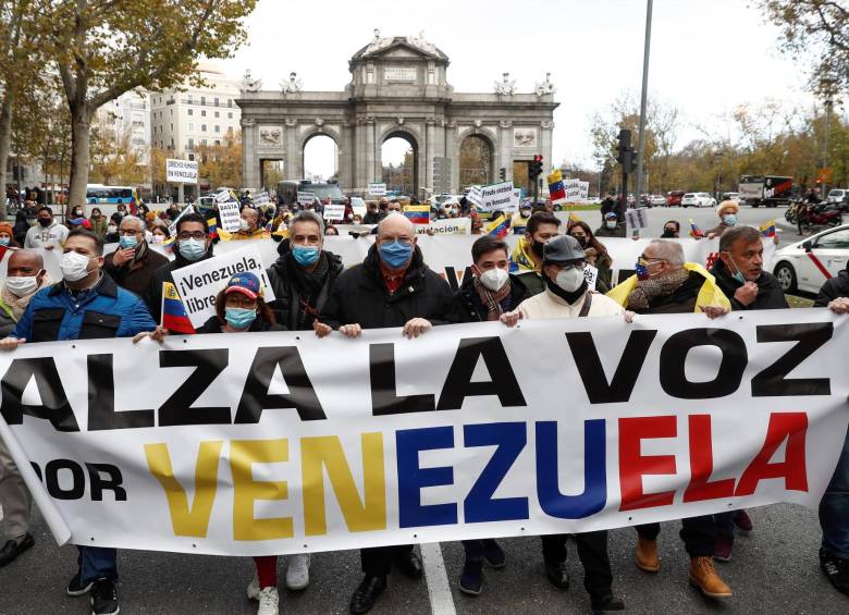 Así funciona la Consulta Popular de la oposición en Venezuela contra Nicolás Maduro. FOTO: EFE