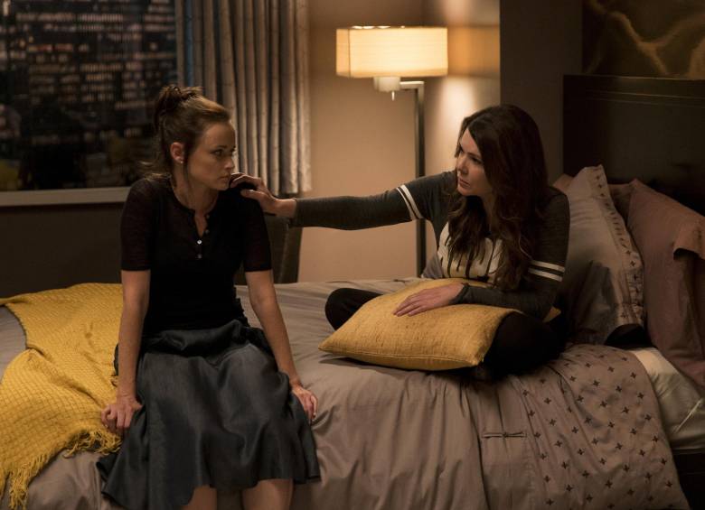 Gilmore Girls es una serie protagonizada por Lauren Graham, Alexis Bledel, Scott Patterson y Kelly Bishop. Fotos: cortesía Netflix. 