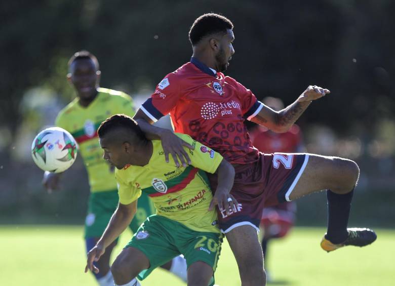 Imagen del enfrentamiento entre Real Cartagena y Fortaleza, de la fecha 3 de los cuadrangulares semifinales. FOTO colprensa 