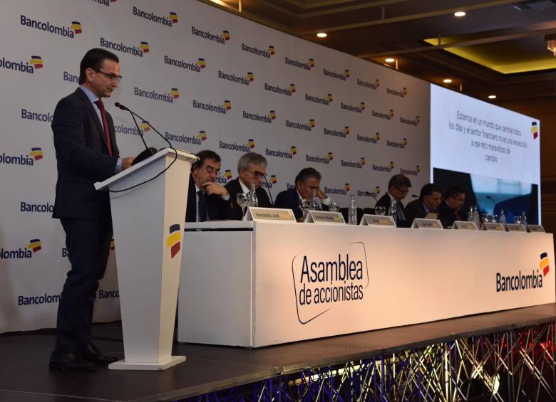 El presidente del banco, Juan Carlos Mora es optimista con este año a pesar de la coyuntura electoral. FOTO CORTESÍA BANCOLOMBIA