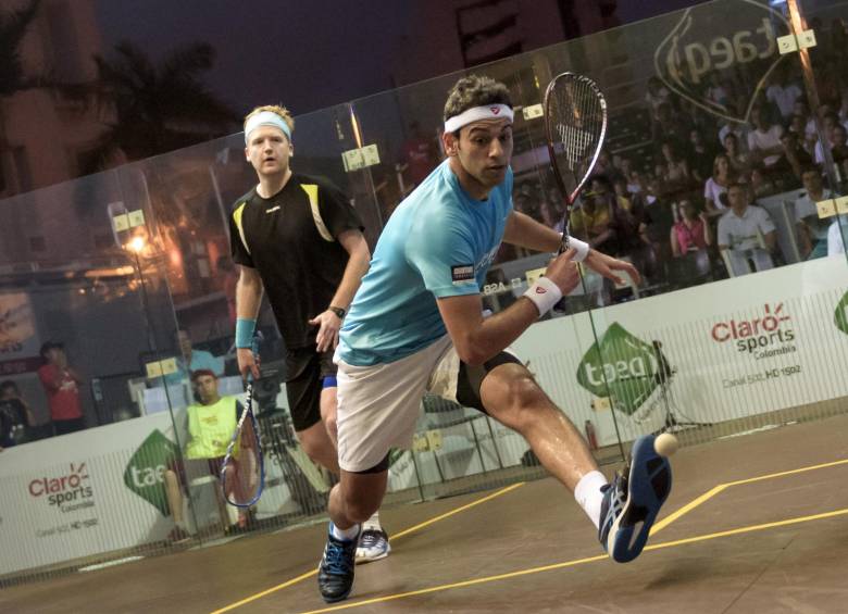 Mohamed Elshorbagy, en acción durante el Taeq Squash Colombia Open. FOTO cortesía-grupo éxito