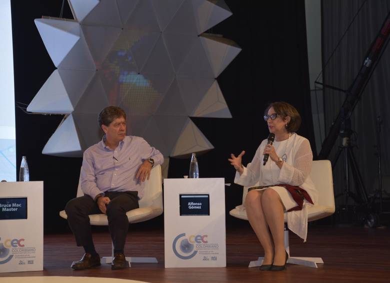 Continuidad y transformación abren rutas al éxito industrial: expertos