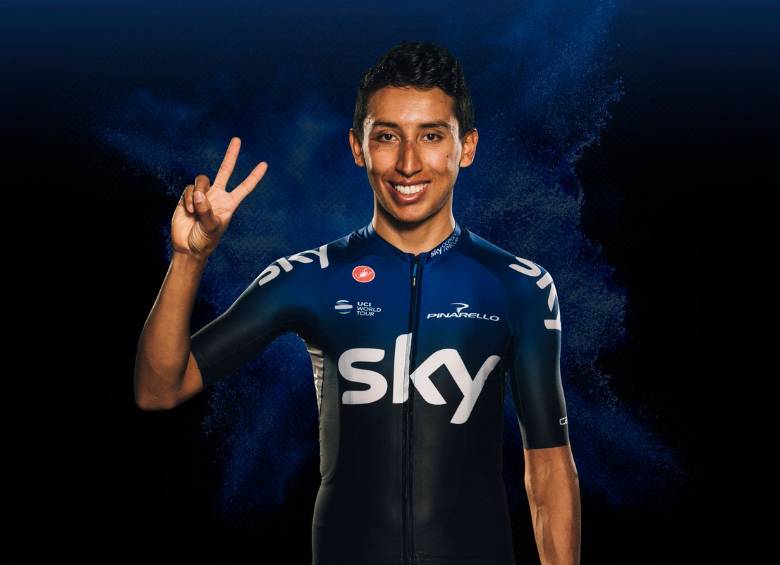 En su primer año en el Sky, Bernal impresionó, no solo le ayudó a ganar el Tour de Francia a Geraint Thomas, sino que además logró seis victorias en la temporada. FOTO TWITTER SKY