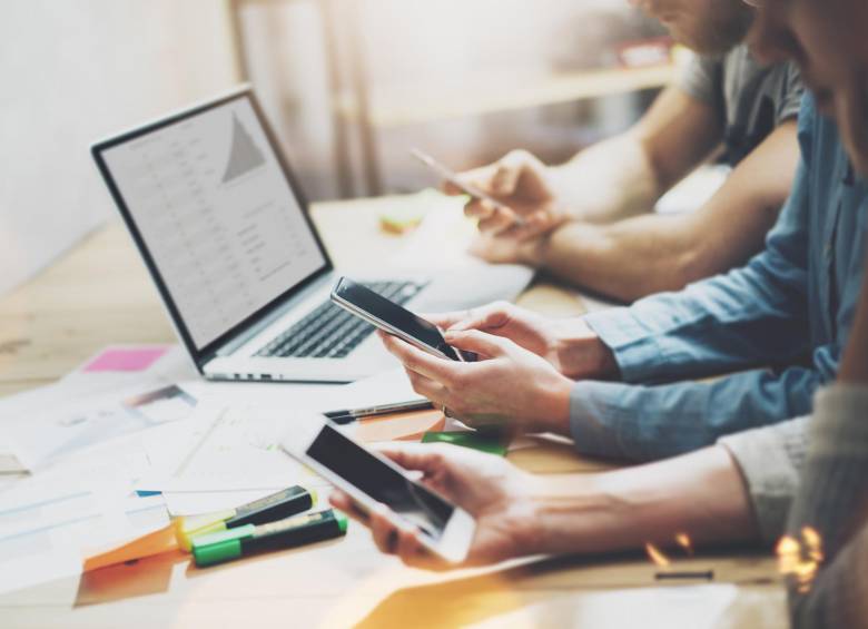 Seis de cada 10 usuarios no leen los links que comparten. Foto: Sstock.