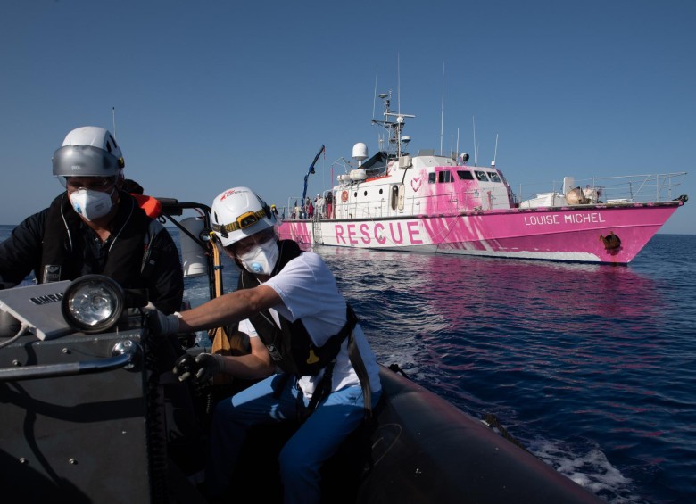 La embarcación Louise Michel en el mar Mediterráneo. Foto: AFP