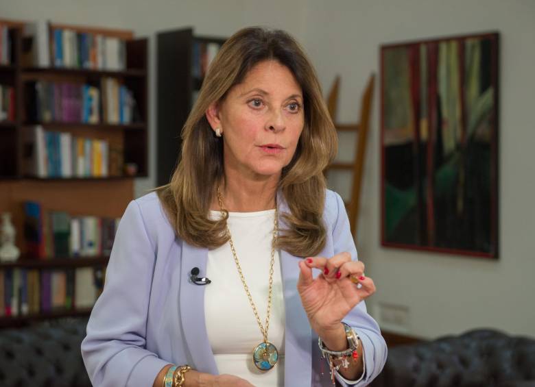Marta Lucía Ramírez es la primera mujer en llegar a la vicepresidencia de la República. Tiene retos por delante como materializar acciones contra la violencia de género en el país. FOTO Colprensa