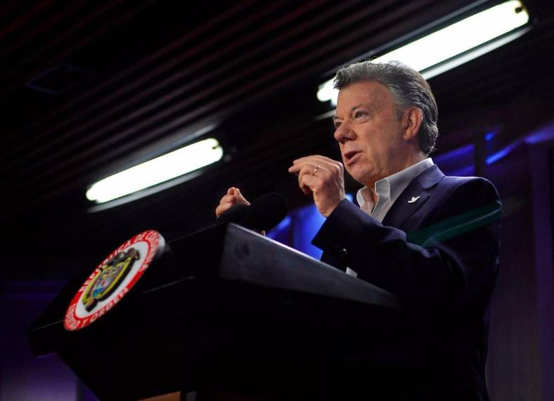 “Es inconcebible que el Eln siga secuestrando y volando oleoductos como lo hizo hoy”, indicó el Jefe de Estado. FOTO AFP