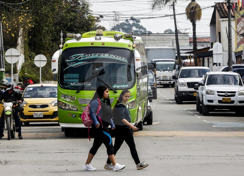 Con el nuevo sistema de transporte público se suprimirán 22 de las actuales 38 rutas urbanas, según la alcaldía. FOTO JAIME PÉREZ