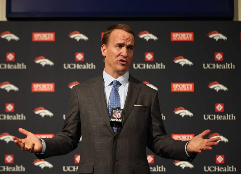 Manning, de 39 años, se marcha como poseedor histórico de la mayor parte de los récords de la liga en la posición de pasador. FOTO AFP