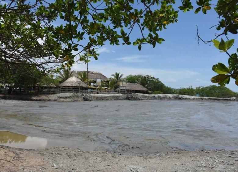 Además de convertir en ecoparque el volcán del lodo, la Gobernación de Antioquia invertirá $13.000 millones para proteger el litoral de Arboletes de la erosión. FOTO CORTESÍA GOBERNACIÓN DE ANTIOQUIA