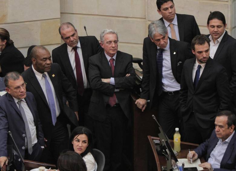 Y la reforma política... se murió, ¿quedan caminos?