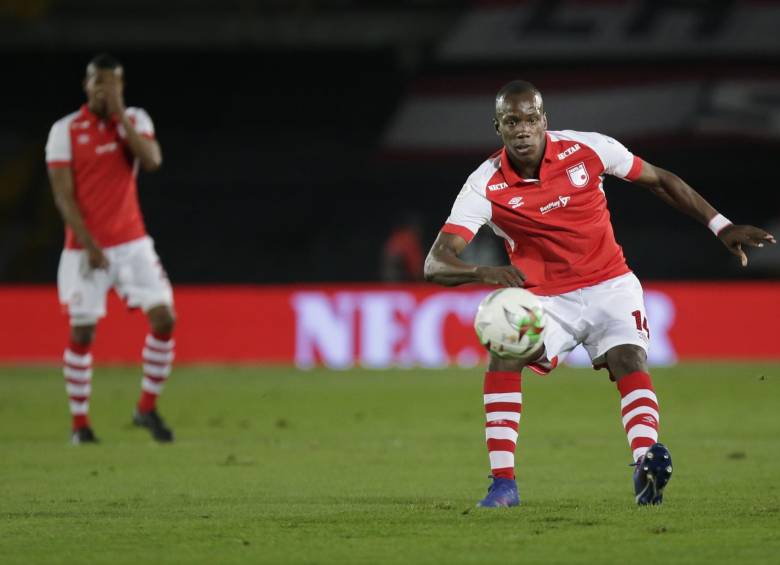 Baldomero Perlaza tiene 27 años y jugó las últimas seis temporadas en Santa Fe, donde fue de más a menos. FOTO colprensa