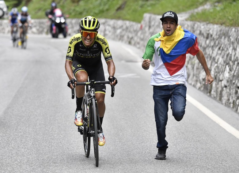 El colombiano Esteban Chaves (Mitchelton) en la etapa 19 del Giro de Italia 2019. Tomada del Twitter @giroditalia