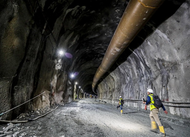 Los dos frentes de perforación, del que será el túnel más largo de Latinoamérica con 9,84 km, se encontrarán en agosto de 2022, hito constructivo que se conoce como cale. FOTO jaime pérez