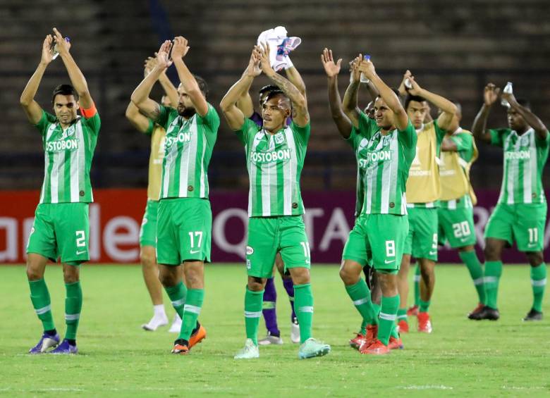 Hombres de experiencia como Daniel Bocanegra, Hernán Barcos y Aldo Leao Ramírez son los llamados a liderar a esta camada de jóvenes a los que Autuori respalda. FOTO efe 