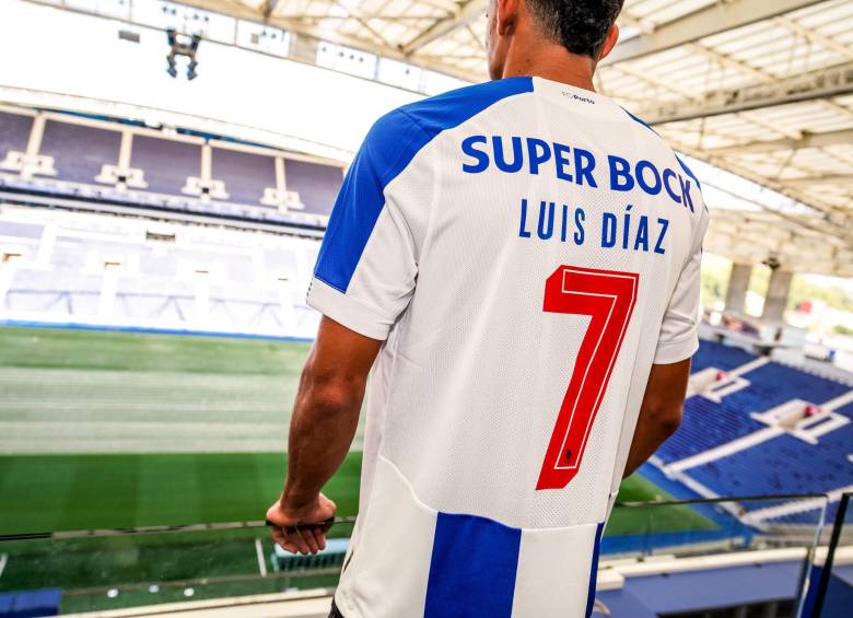 Díaz es diestro y actúa por ambas bandas. Según el Oporto “la velocidad y la técnica son las armas más fuertes de su juego”. FOTO CORTESÍA PORTO