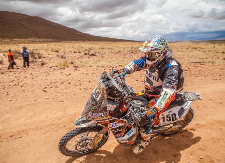 Mateo resiste la inclemencia del Dakar