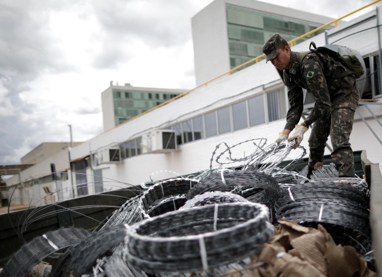 Fuertes dispositivos de seguridad se preparan en Brasil para la posesión de Bolsonaro. Foto. AFP