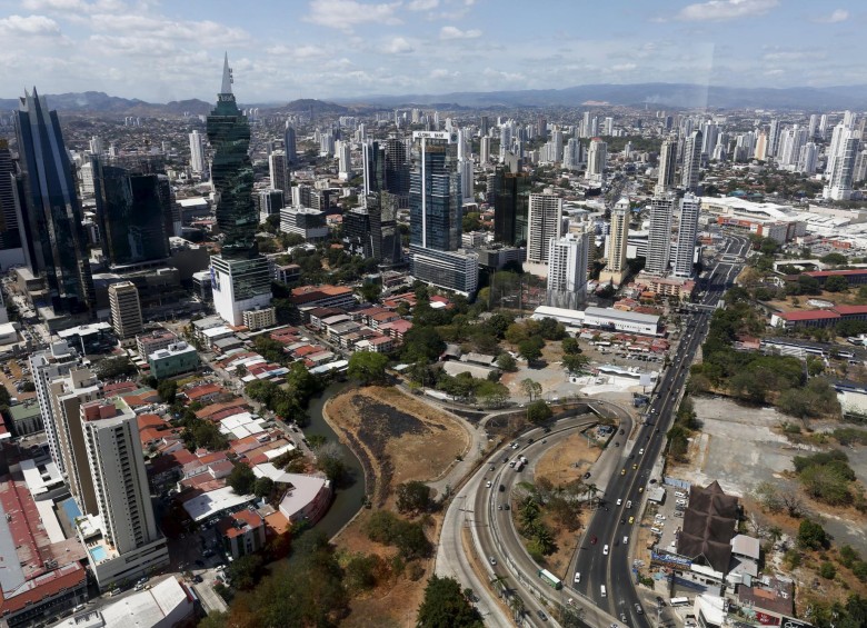 Panamá se comprometió con Francia a implementar el acuerdo vigente entre ambos países para evitar la doble imposición fiscal. FOTO REUTERS