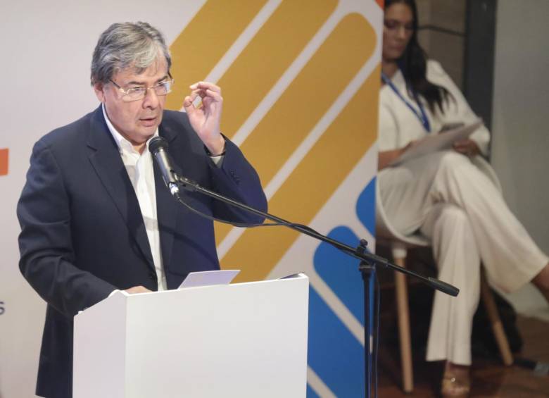 El ministro de Defensa, Carlos Holmes Trujillo. FOTO Colprensa