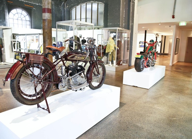 Una motocicleta de precisión de 500cc de 1917 propiedad del actor neozelandés Russell Crowe Foto: EFE