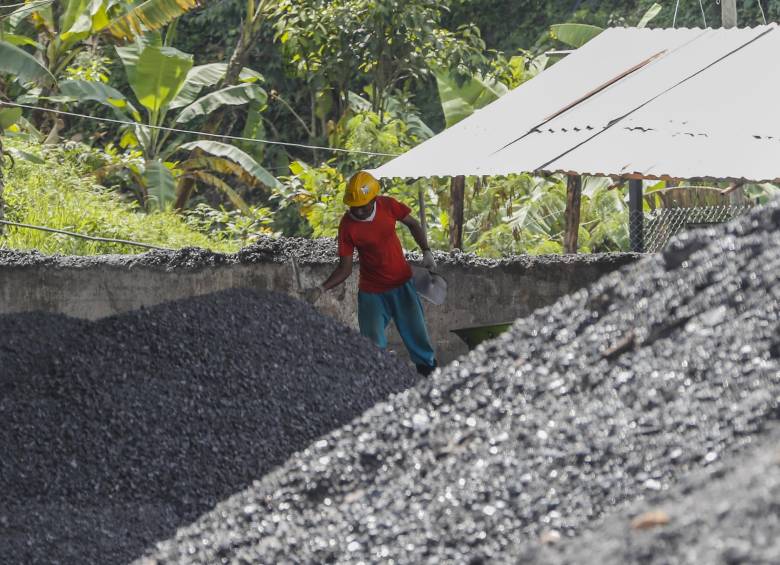 Según la ANM la minería subterránea de carbón genera unos 25.000 empleos directos, y más de 100.000 indirectos.. Foto Archivo El Colombiano