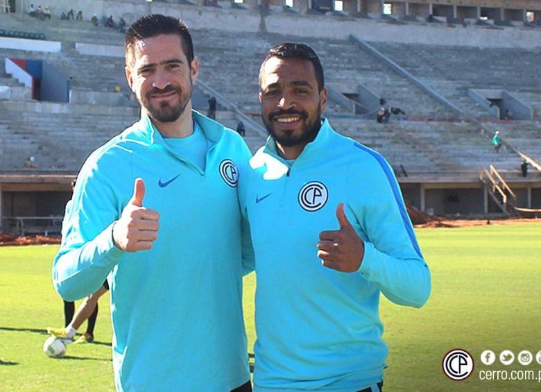 Anthony Silva y Álvaro Pereira, dos baluartes defensivos del Cerro Porteño hoy ante Nacional. FOTO cortesía club Cerro Porteño