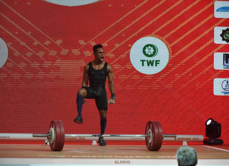 Francisco Mosquera, múltiple medallista nacional e internacional, fue figura en su paso por Departamentales. En la foto, durante el pasado Mundial en Turkmenistán, donde logró bronce. FOTO IWF