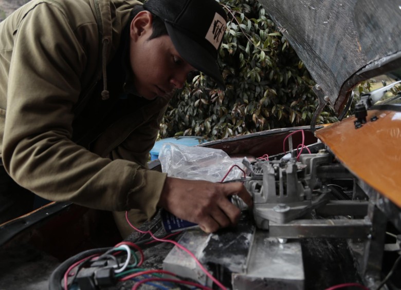 Este es el primer carro híbrido hecho en Colombia