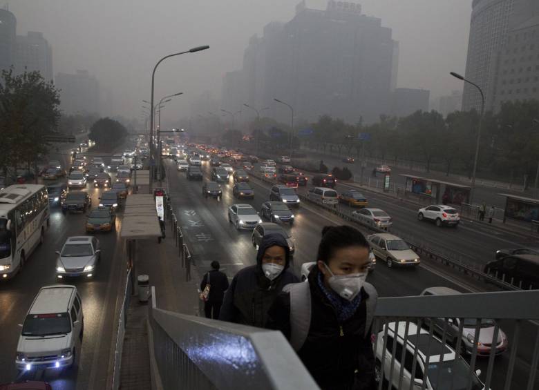 El documental subraya la creciente preocupación en el país sobre los efectos de la contaminación del aire, el agua y el suelo. FOTO AP