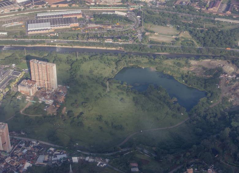 El megalote comprende las franjas a cada lado del río Medellín, en el norte del área metropolitana. FOTO JULIO CÉSAR HERRERA