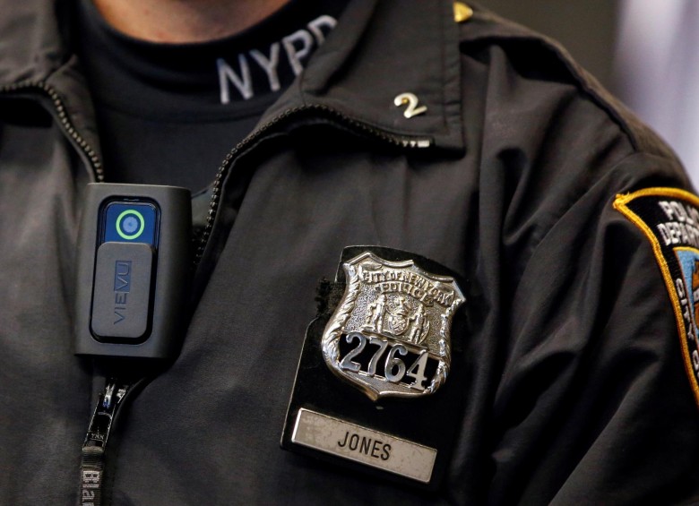 36.000 policías de Nueva York tendrán cámaras. FOTO REUTERS