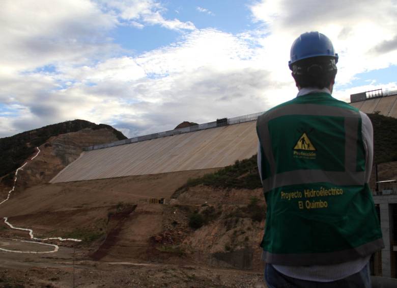 El llenado del embalse de la hidroeléctrica El Quimbo comenzó en julio de 2015. El proyecto ocupa 8.586 hectáreas en el departamento del Huila. FOTO Colprensa 