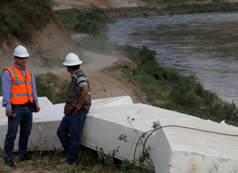  El ente acusador busca establecer si dentro de la ANLA, hubo alguna irregularidad para que se iniciara el proceso de llenado de la represa, por parte de Emgesa. FOTO COLPRENSA