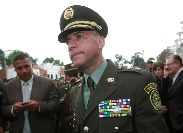 El general Luis Eduardo Martínez fue llamado a calificar servicios el martes. FOTO Archivo Colprensa