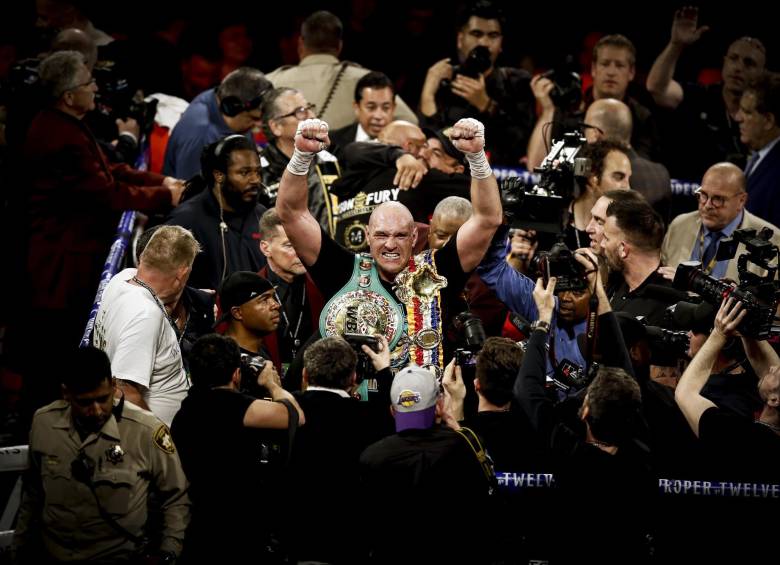 Fury, nuevo “rey” del boxeo mundial 