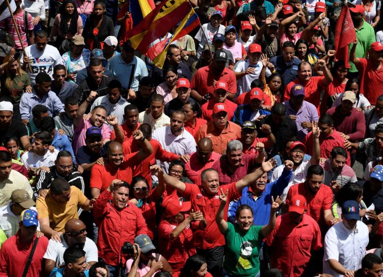 En medio de la movilización chavista, el dirigente Diosado Cabello lazó mensajes de advertencia a la oposición. FOTO Reuters