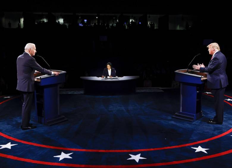 Trump lucha por aferrarse a la Casa Blanca tras cuatro años tumultuosos e intensificó sus ataques contra Biden, quien según las encuestas nacionales lidera la preferencia de los electores. Foto: EFE