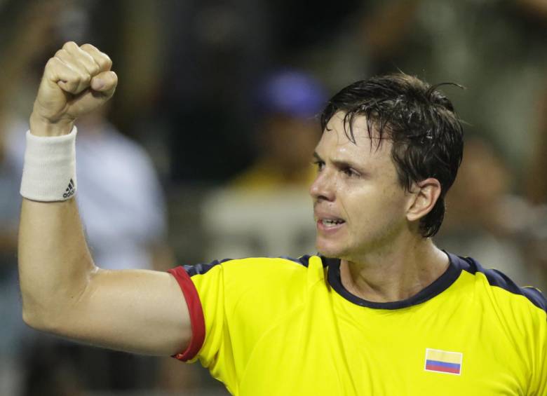 El antioqueño Alejando González desempató la serie ante Brasil el fin de semana en Barranquilla. FOTO EFE