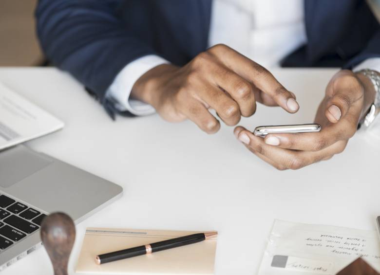 En las oficinas de estos bancos se permite el uso de celular