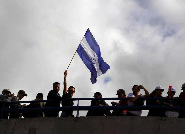 La sospecha impera frente a los comicios en un país que esperaba superar heridas del golpe de Estado. FOTO Reuters