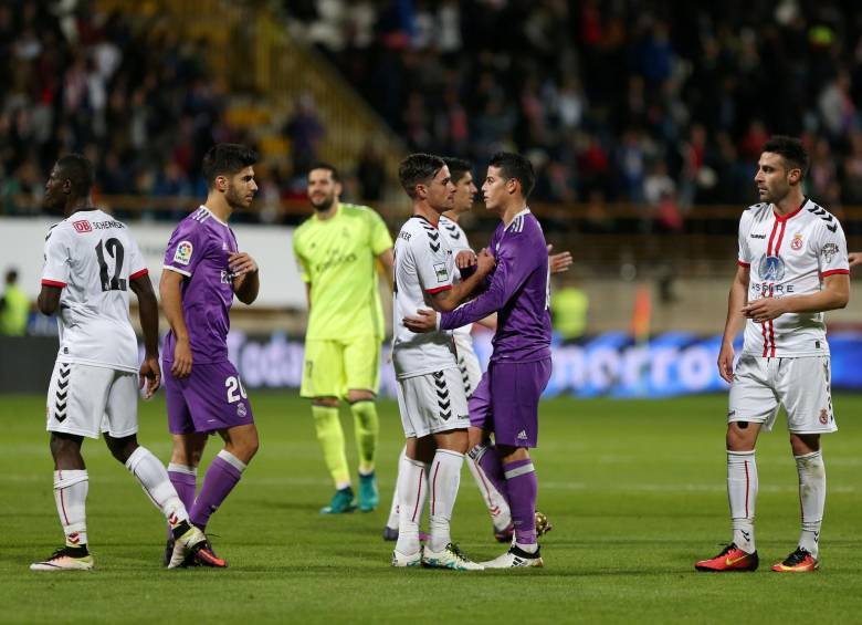 James Rodríguez fue figura ayer en el partido de ida ante Leonesa en la Copa del Rey. Zidane utilizó nómina alterna. FOTO afp 