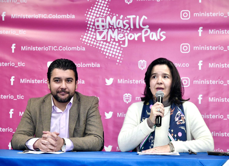 Iván Mantilla, viceministro de Conectividad y Sylvia Constaín, Ministra TIC, aseguraron que el plan será vital para llegar a zonas rurales de Colombia. FOTO cortesía ministerio tic