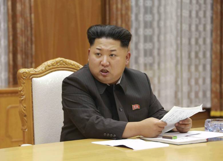 El líder norcoreano Kim Jong-un y su fuerza militar preparan ofensiva para contestar la propaganda en contra que viene del Sur. Crédito: Reuters